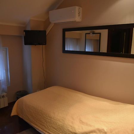 B&B Park Sremcica Екстериор снимка