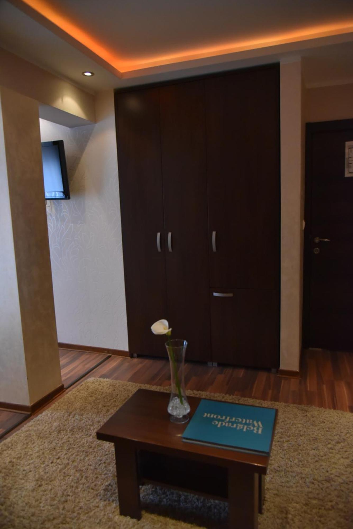 B&B Park Sremcica Екстериор снимка
